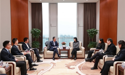 中国民生银行荆门分行党委委员林峰莅临尊龙凯时人生就是搏调研