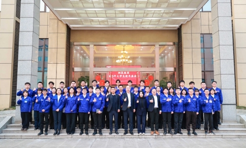 喜迎新年 共话未来丨2025新年座谈会，我们面对面、心贴心！