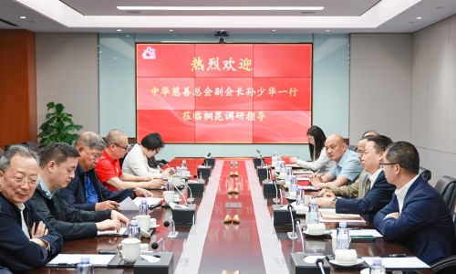 中华慈善总会副会长孙少华莅临尊龙凯时人生就是搏调研