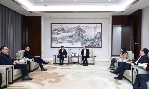 嘉兴港区党工委书记李陈源莅临尊龙凯时人生就是搏调研